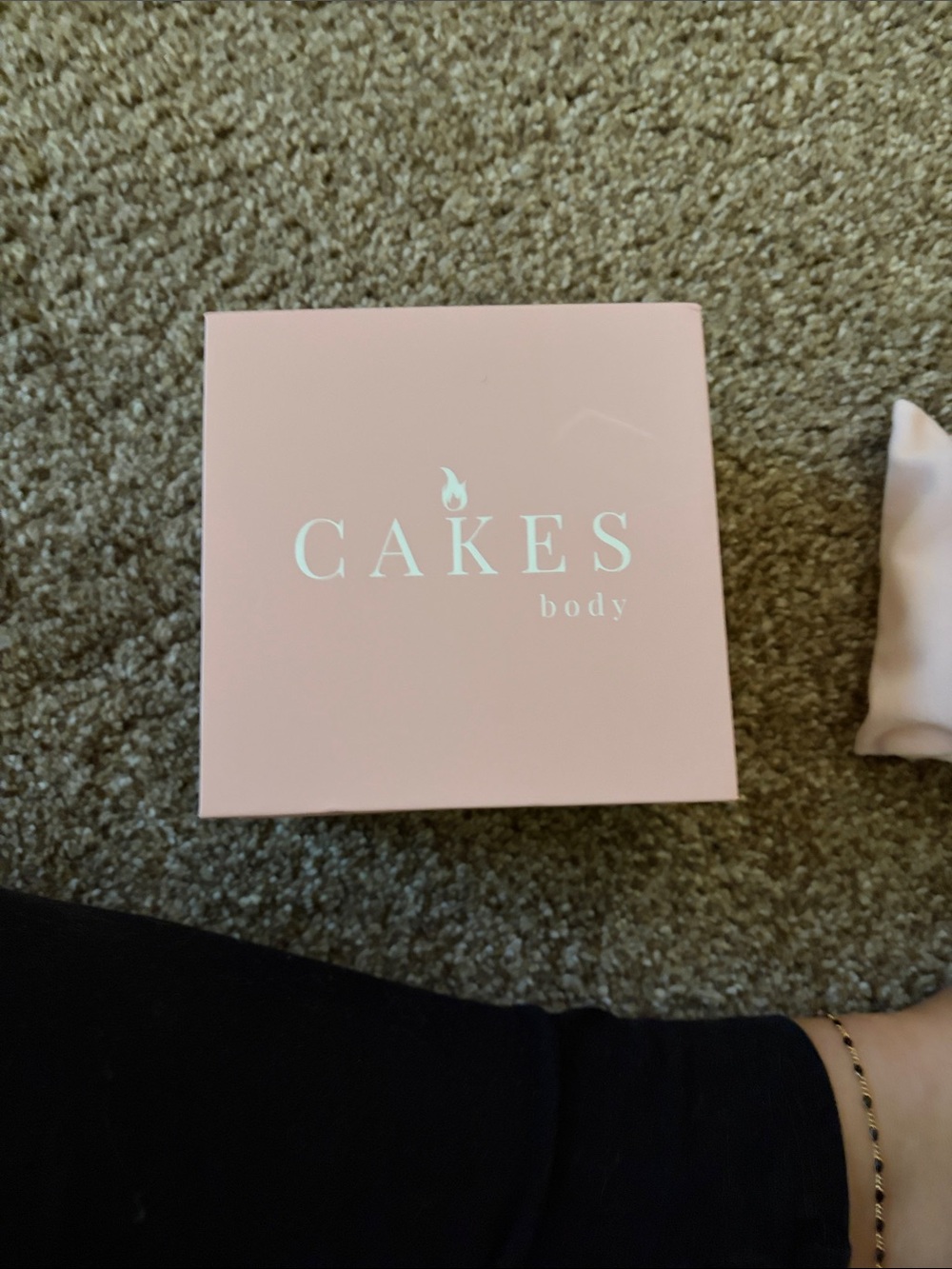 CAKES Body Pink Gift Box - Women's Body Care
